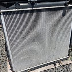 3.4 Toyota Radiator 