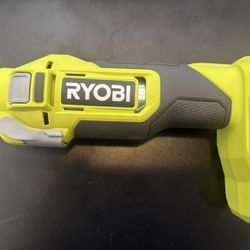 18V Cut-Out Tool PCL540
