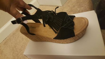 Women's wedge sandals