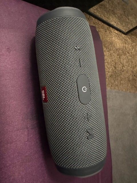 JBL Portable Bluetooth Speaker