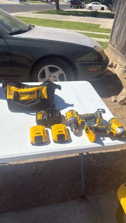 Dewalt 20 v drill combo set