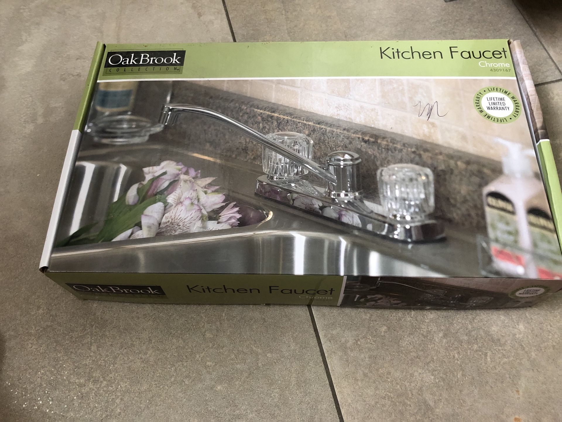 New kitchen faucet Oak Brook