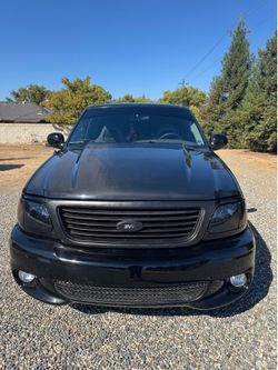 2002 Ford F-150 SVT Lightning