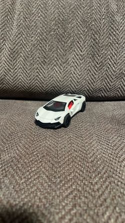 Toy car