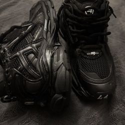 Balenciaga Tracks Runners