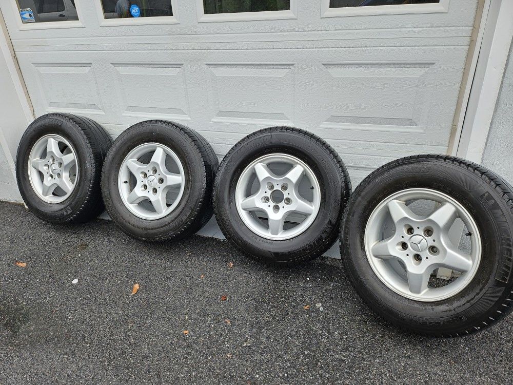 Mercedes Benz Tires and Rims