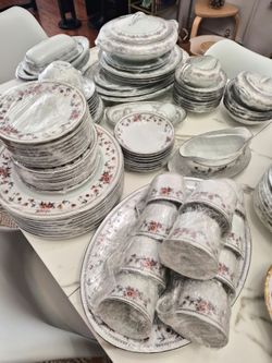 Fine China Dinnerware Set and Serveware dishes