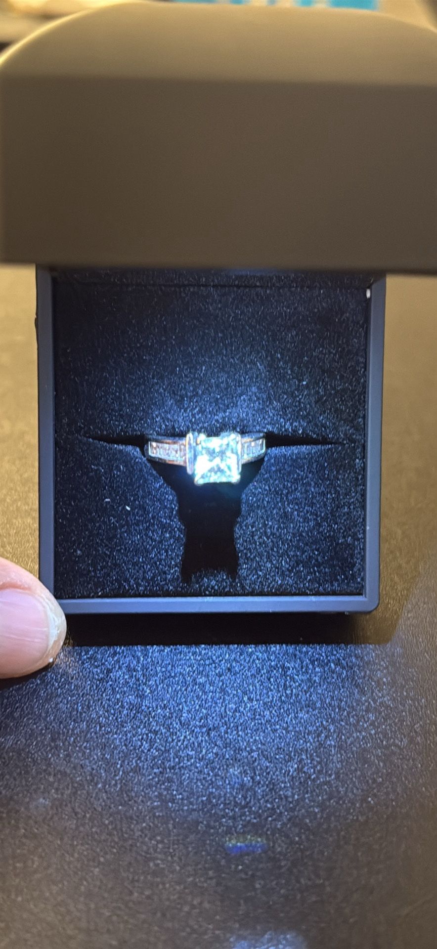 14k white gold princess cut diamond ring 1.55 carats center & 10 baguettes 0.75