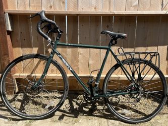 Surly Disc Trucker 700c (28") - Touring/Commuter Bike - Minty Green