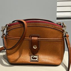 Dooney & Bourke Crossbody Purse 