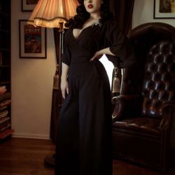 Black Palazzo Pants by La Femme en Noir 