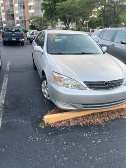 Toyota Camry 2004