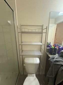 Bathroom shelf