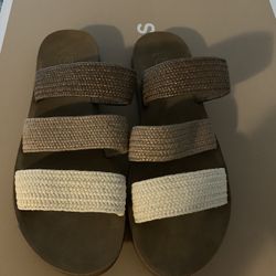 Ladies Chinese Laundry Sandals Sz 9