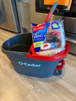 O-Cedar Mop with 2 refills