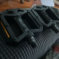 Black Pedals (unknown brand)