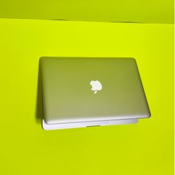 Apple MacBook Pro 13” i5/8GB/256GB SSD $140