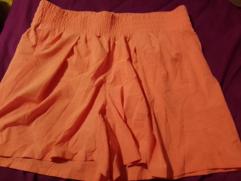 Women's Columbia Shorts 