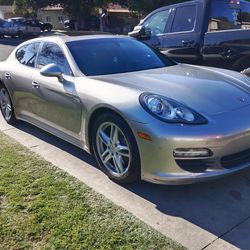 2012 Porsche panamera clean title $27000 obo
