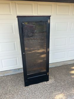 Gun Cabinet / Storage Cabinet