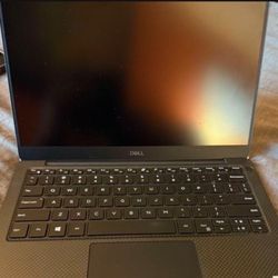 Like New Dell XPs Laptop I5 256g 
