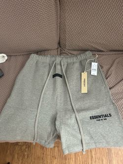 Essentials Shorts