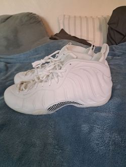 Nike Air Foamposite One Triple White
