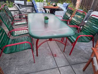 7 pcs  vintage fenkel chairs 6chairs plus table