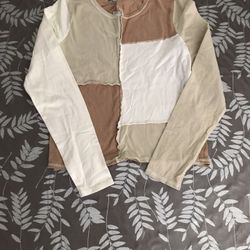 Hollister  Women’s. Long Sleeve 