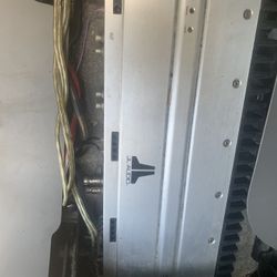 Jl Audio 500/5 Car Amplifier ! 5 Channel Amp Very Rare!. Condition is "Used". Shipped with USPS Parcel Select Ground. It’s very good 5 channel amplifi