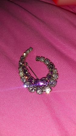 Vintage Aurora borealis pin