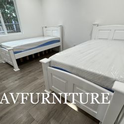 2 Twin Beds And Memory Foam Mattresses 