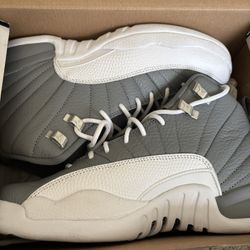 Jordan Retro 12 