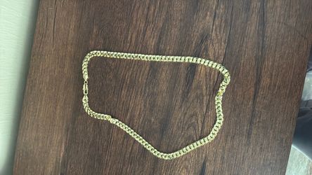 Mens Cuban 14 k gold chain