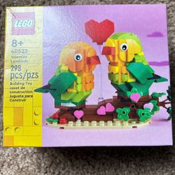 NIB Retired Lego love birds 