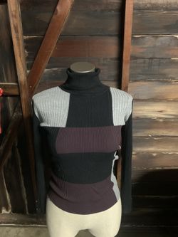 Long sleeve turtle neck