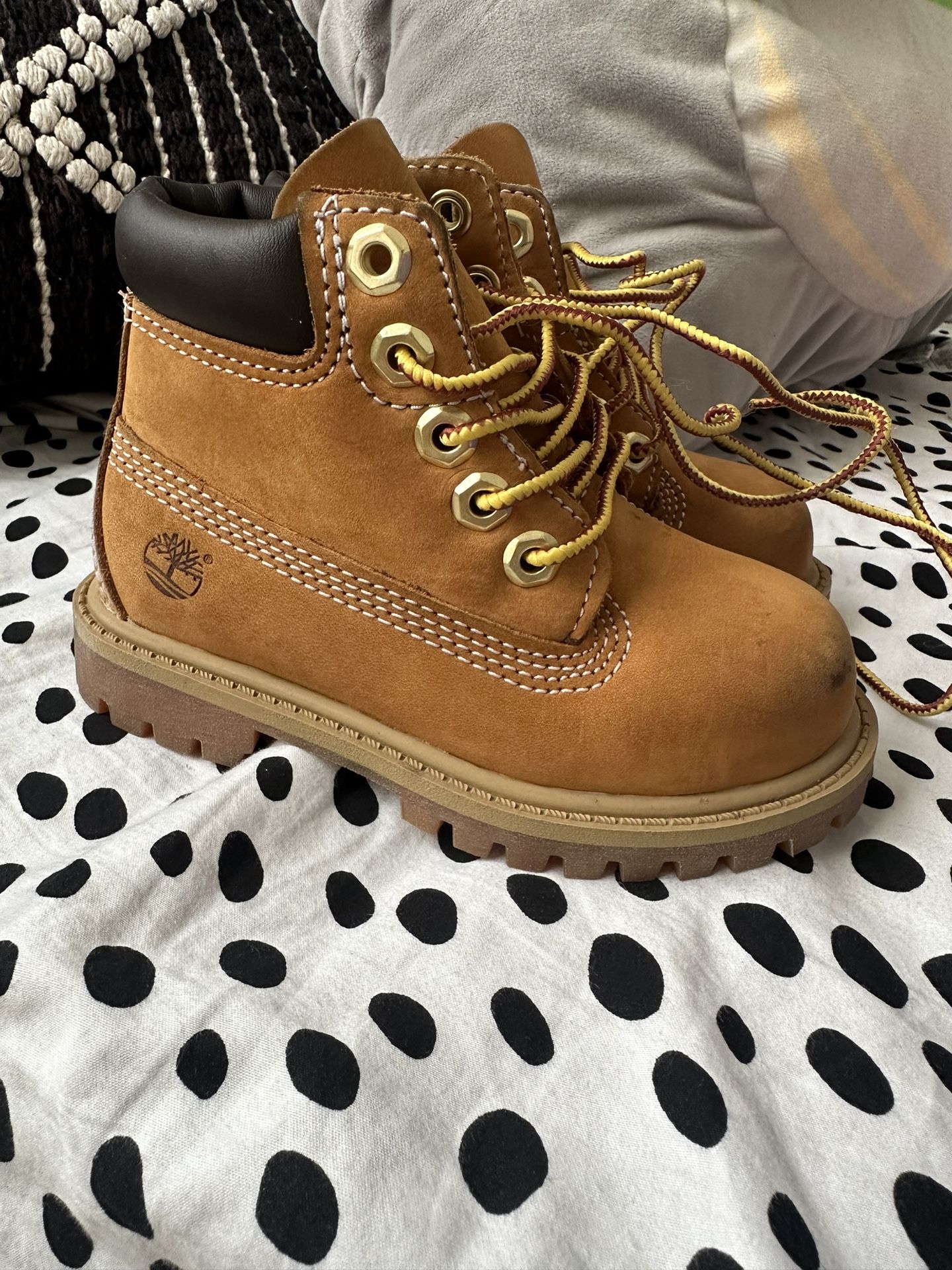 Toddler Size 7C Timberland Boots for Sale in Clarksville, TN - OfferUp