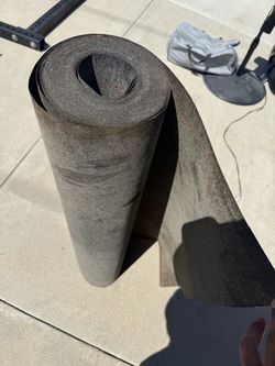 Roofing roll
