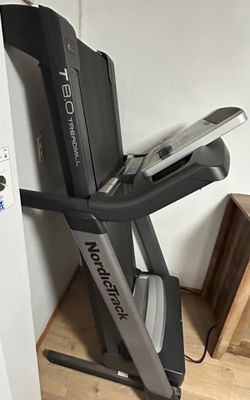 Nordic Track T8.0 treadmill