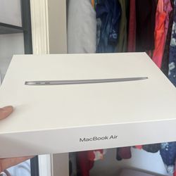 MacBook Air box 