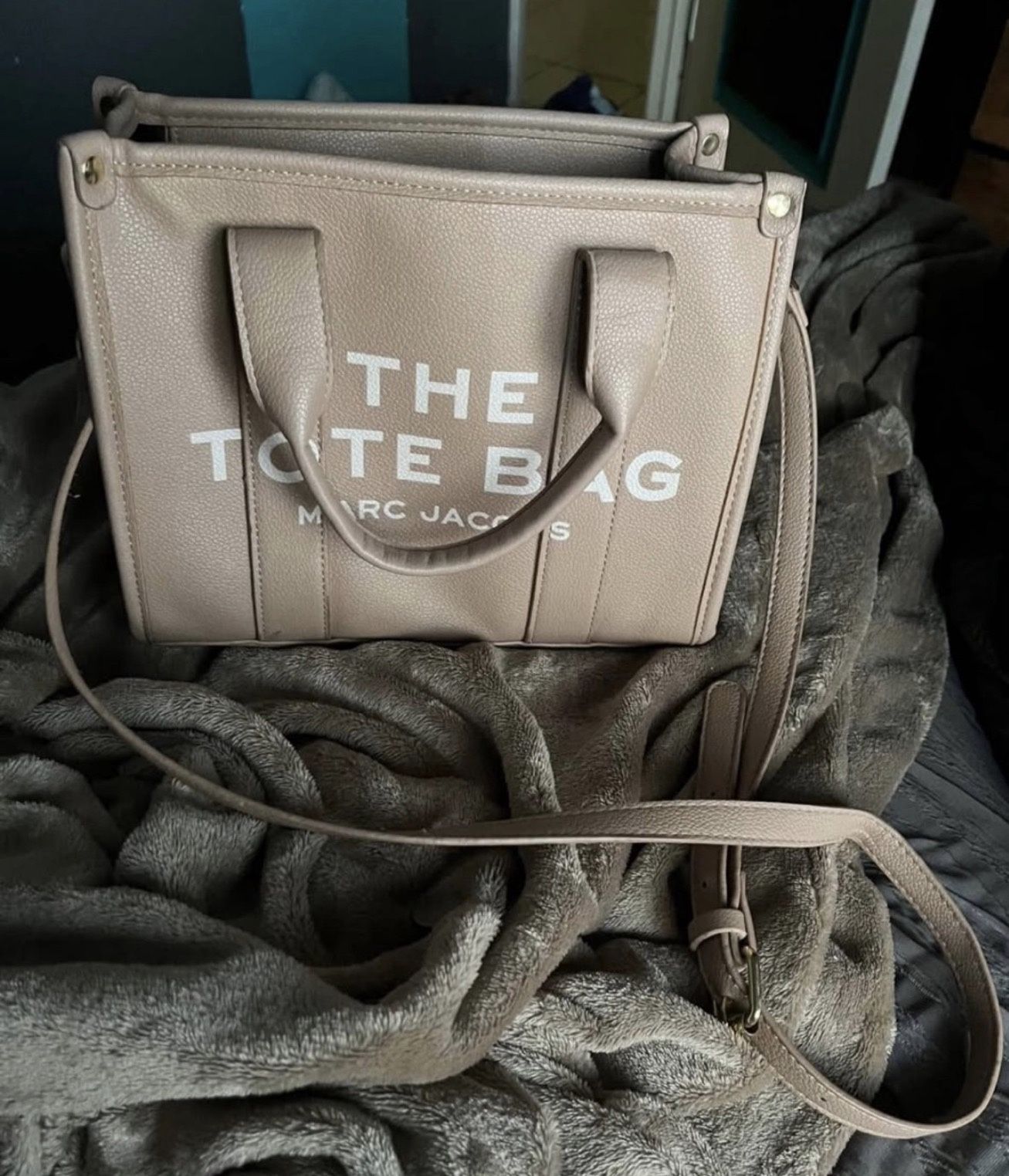 The Tote Bag Mark Jacobs