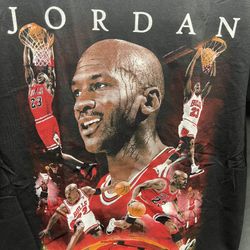 Men’s Michael Jordan Black Chicago Bulls T-Shirt NBA -  Size Medium