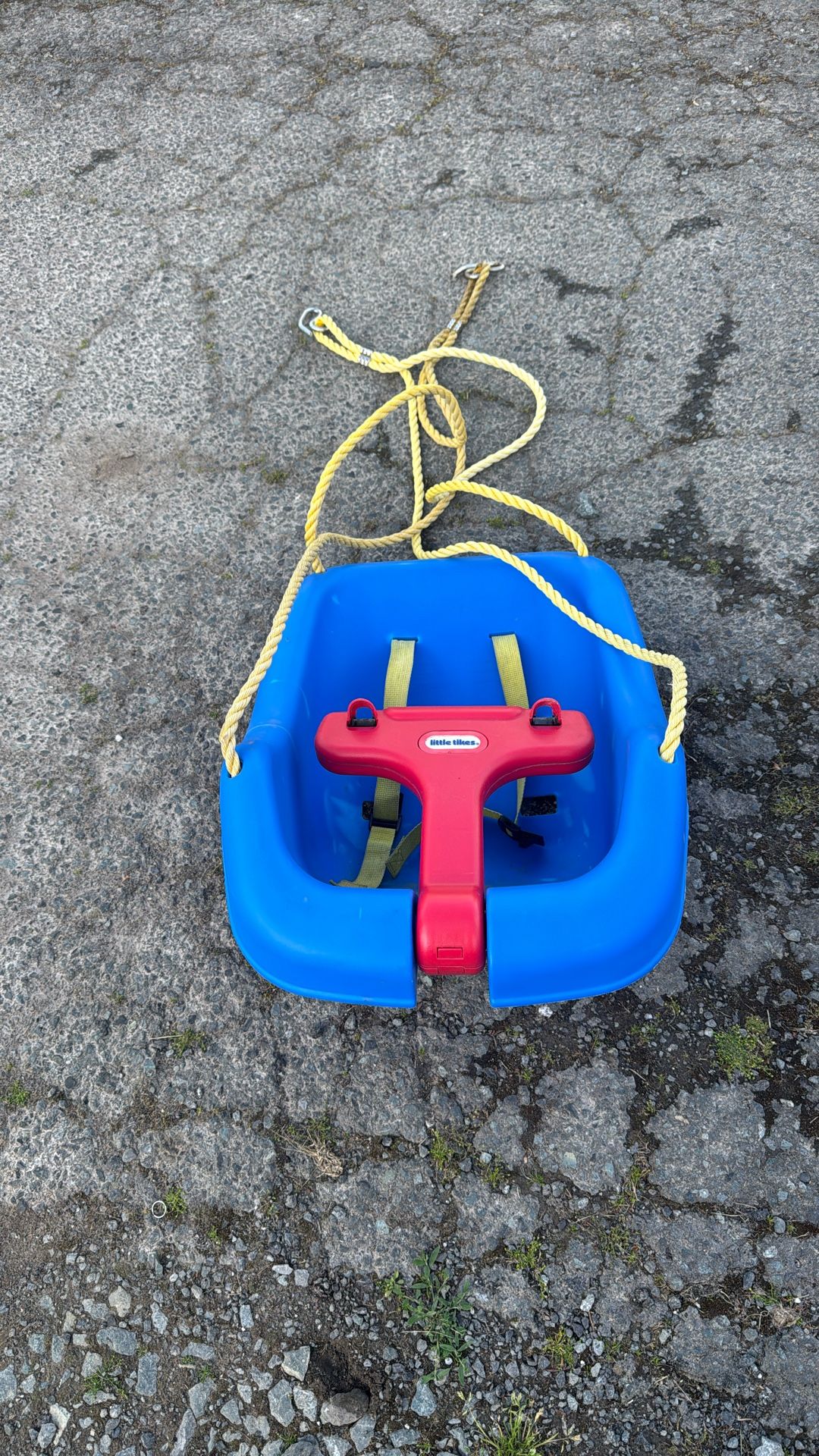 Kids Swing Perfect For Outdoors 