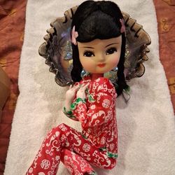 Excellent Condition Vintage Bradley Doll Asian Girl Sitting