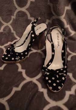 Super fun black & white polka dot "wild diva" heels, size 7