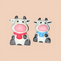 Collectible Porcelain Cows Salt & Pepper Shakers 