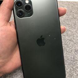 Factory Unlocked iphone 11 pro Max 256gb , sold with store warranty 