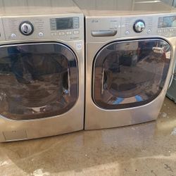 LG Washer Dryer Set GAS 