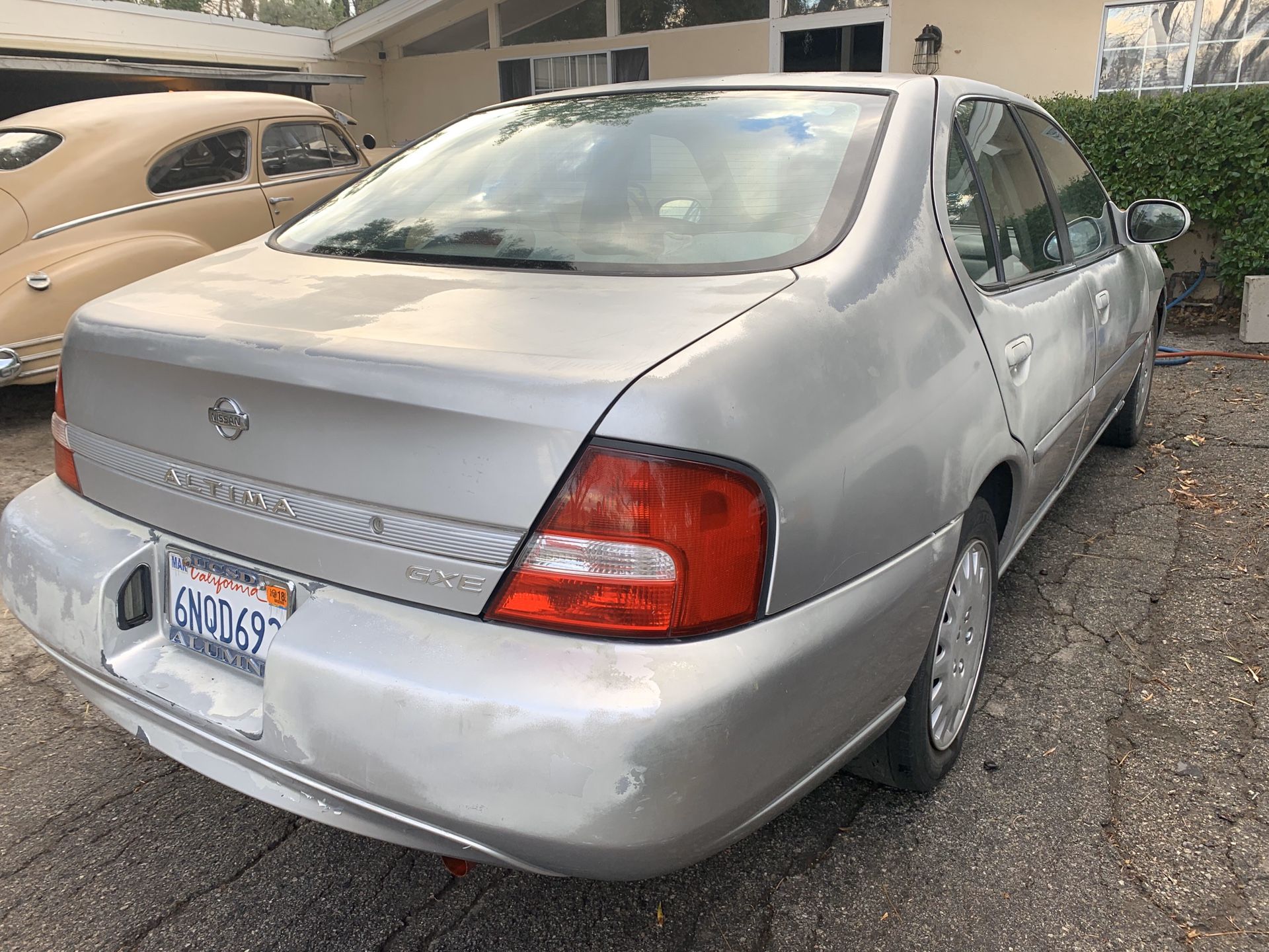 2000 Nissan Altima