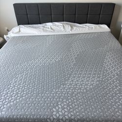Must sell ! Sealy Postureoedic  Hybrid King Mattress — Firm / Excellent Condition. Include Bed frame